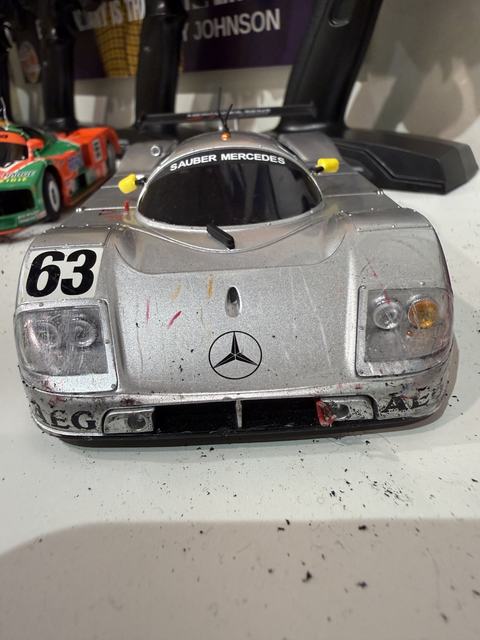 The silver number 63 Sauber Mercedes RC body